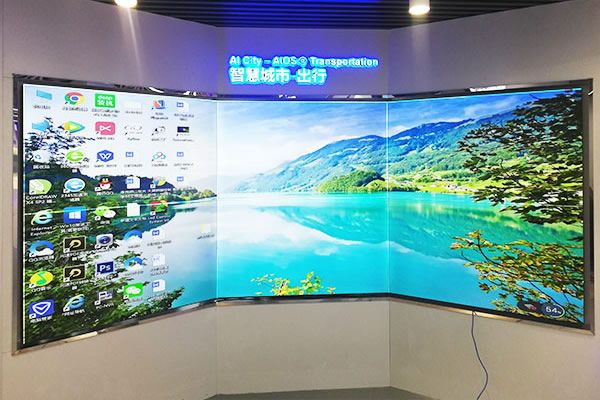 液晶拼接屏如何實(shí)現(xiàn)無(wú)縫拼接的？