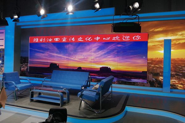 直播平臺使用拼接屏好，還是LED顯示屏好？