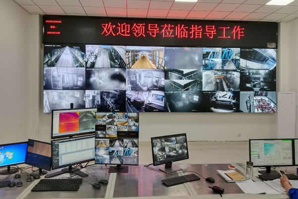 一塊拼接屏可以顯示多少路監(jiān)控畫面，監(jiān)控畫面是如何在拼接屏上顯示的