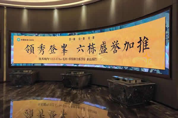 商場使用哪種LED顯示屏好，規(guī)格型號(hào)怎么選擇？