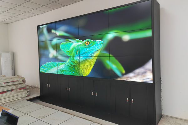 拼接屏是怎么做到4K、6K、8K…顯示的？大分辨顯示解決方案