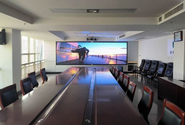 一般會議室使用會議一體機(jī)好，還是LED顯示屏好